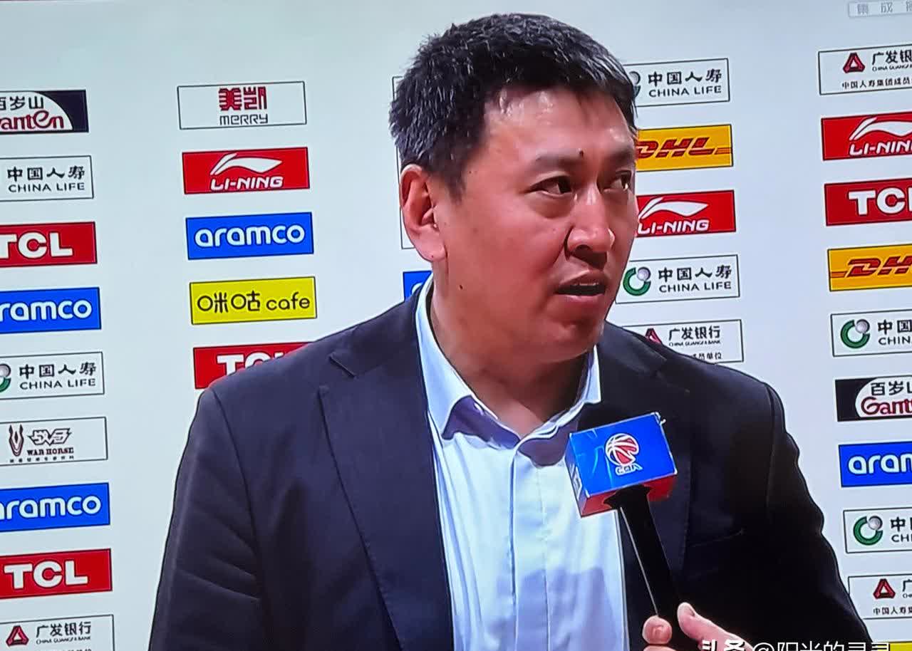 爱游戏tv-北京人和主场以二比一胜利表现完美的简单介绍