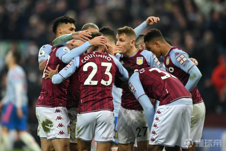 包含伤兵复出状态回勇，球队整体实力大幅提升的词条