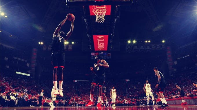 火箭惨败雄鹿，西决形势岌岌可危