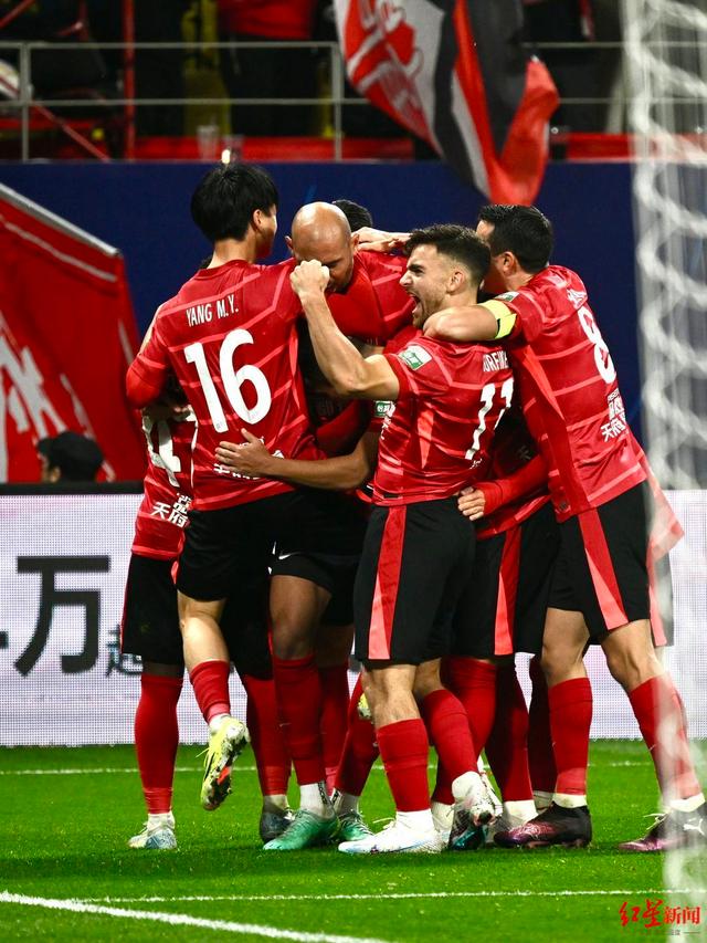 爱游戏下载-精彩比赛打破沉寂，球队获得重大胜利