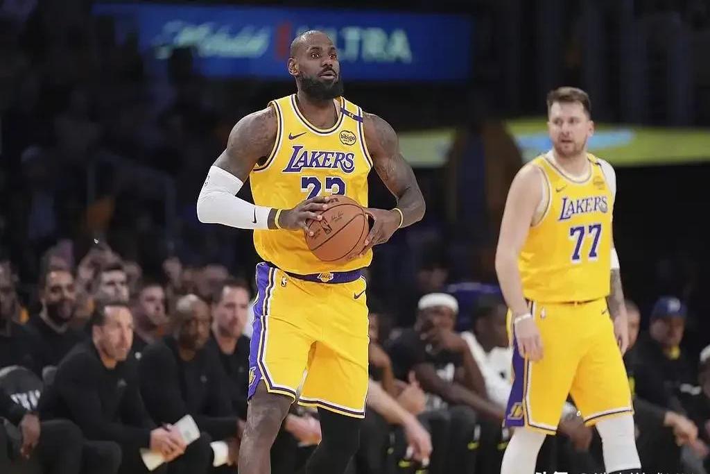 爱游戏tv-湖人队两大得分手搭档受伤备战恢复状况的简单介绍