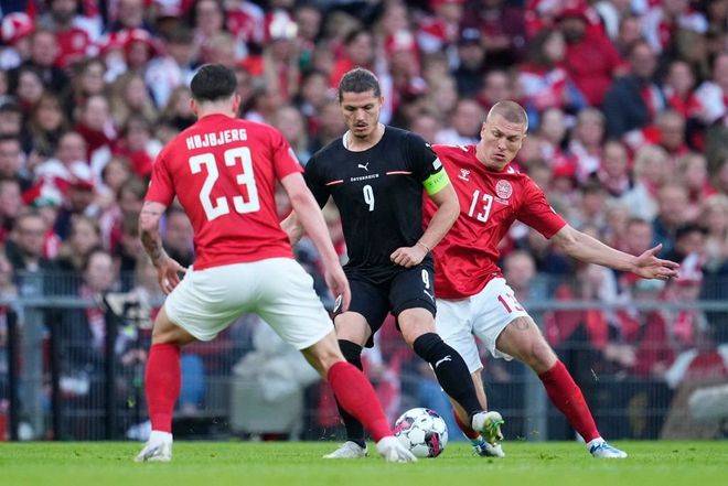 爱游戏APP-关于斯洛文尼亚队闯入决赛圈，备受瞩目地将在国际足球赛事中亮相的信息