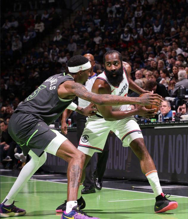 爱游戏官网-包含火箭队遭遇四连败，哈登表现低迷的词条