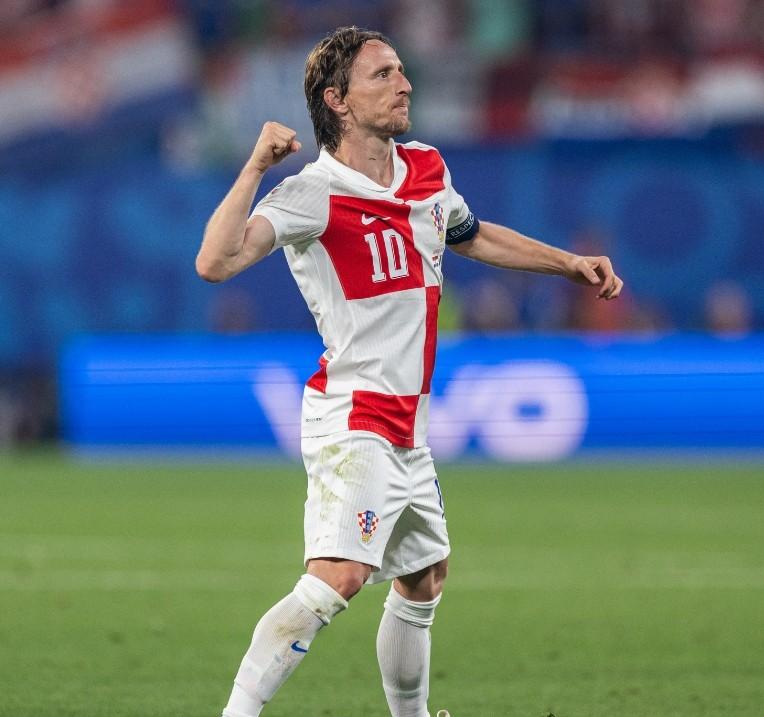 克罗地亚主场战胜瑞典，取得欧预赛关键胜利