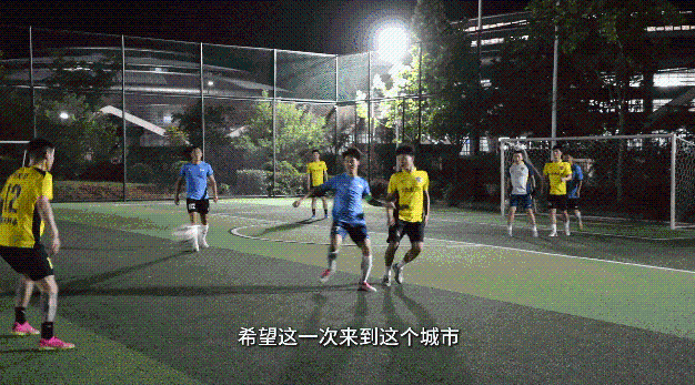 足球明星荟萃,燃情对决势必引爆整个球场的简单介绍 足球明星荟萃,燃情对决势必引爆整个球场的简单介绍