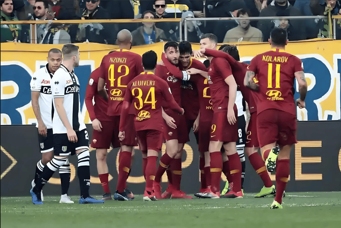 阿拉维斯主帅表扬年轻球员表现出色