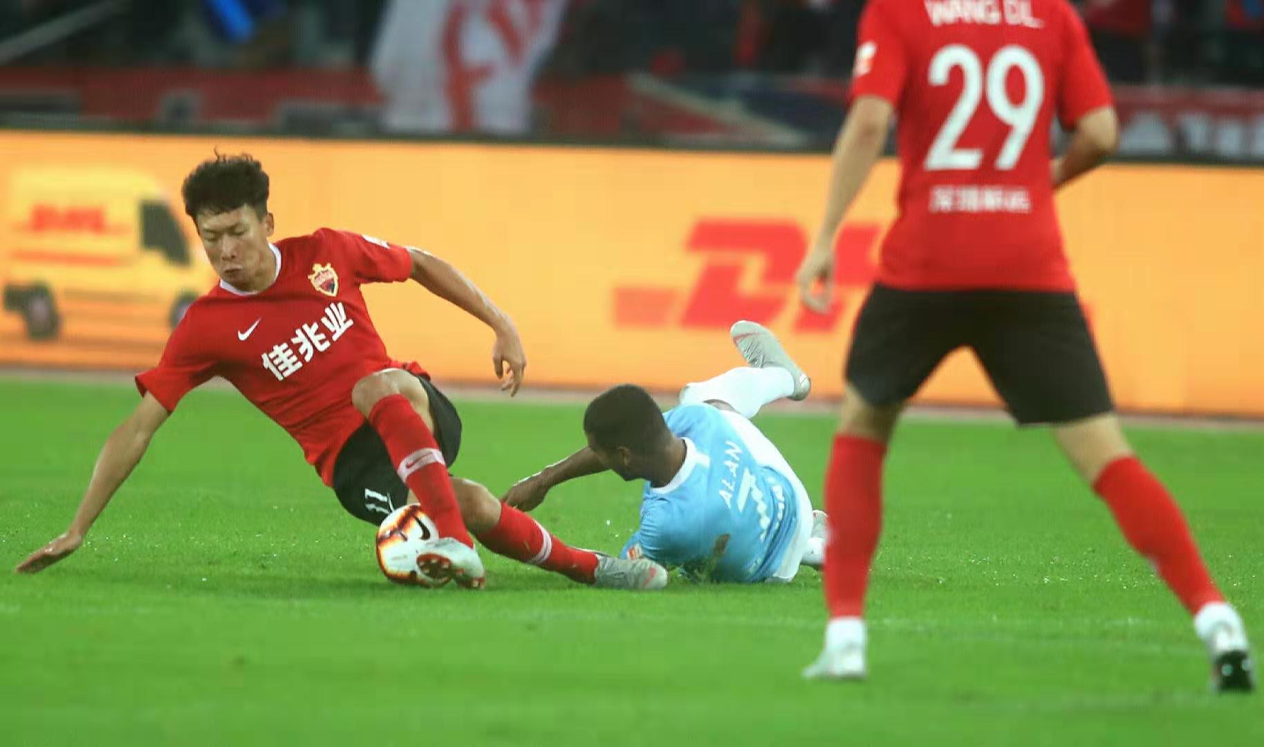 深圳佳兆业客场失利现状困扰，球队需及时调整的简单介绍