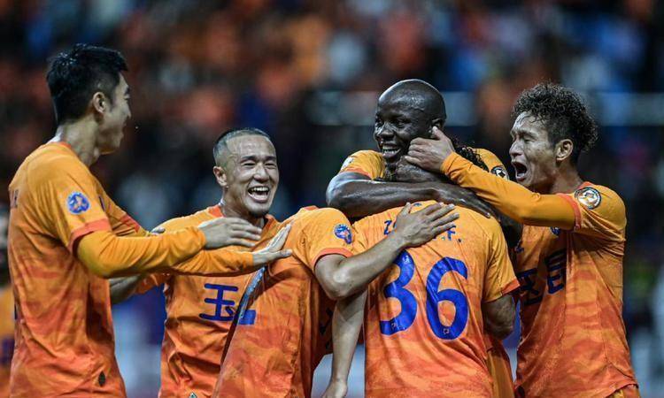 中超球员斩获国家队主力位置，成为不可或缺之人的简单介绍