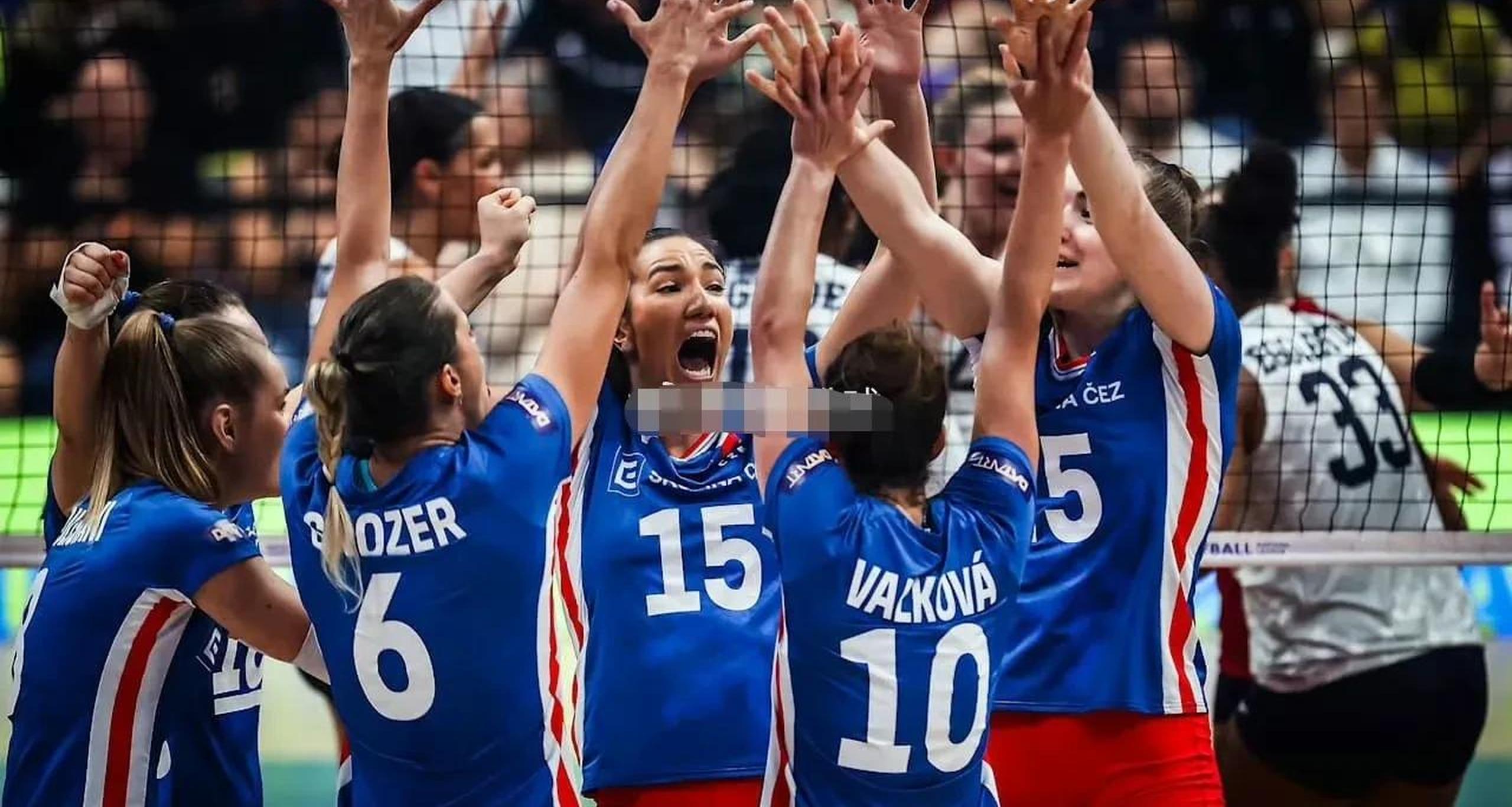 爱游戏-捷克队惊险逆袭，晋级淘汰赛的简单介绍