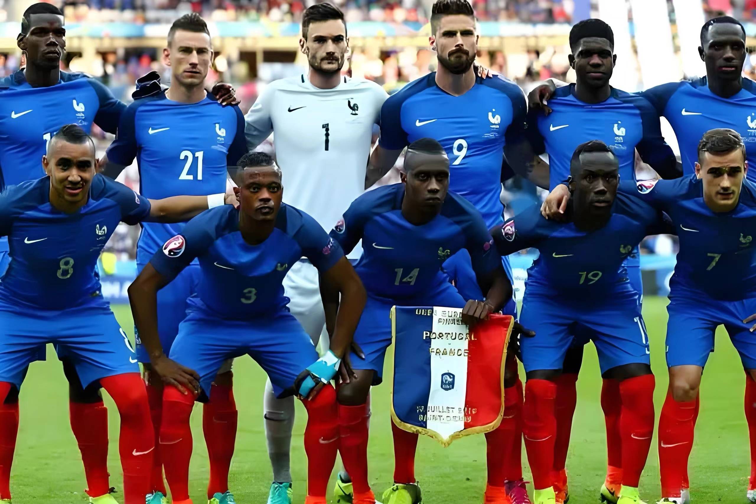 爱游戏入口-爱尔兰队与比利时队捉对厮杀