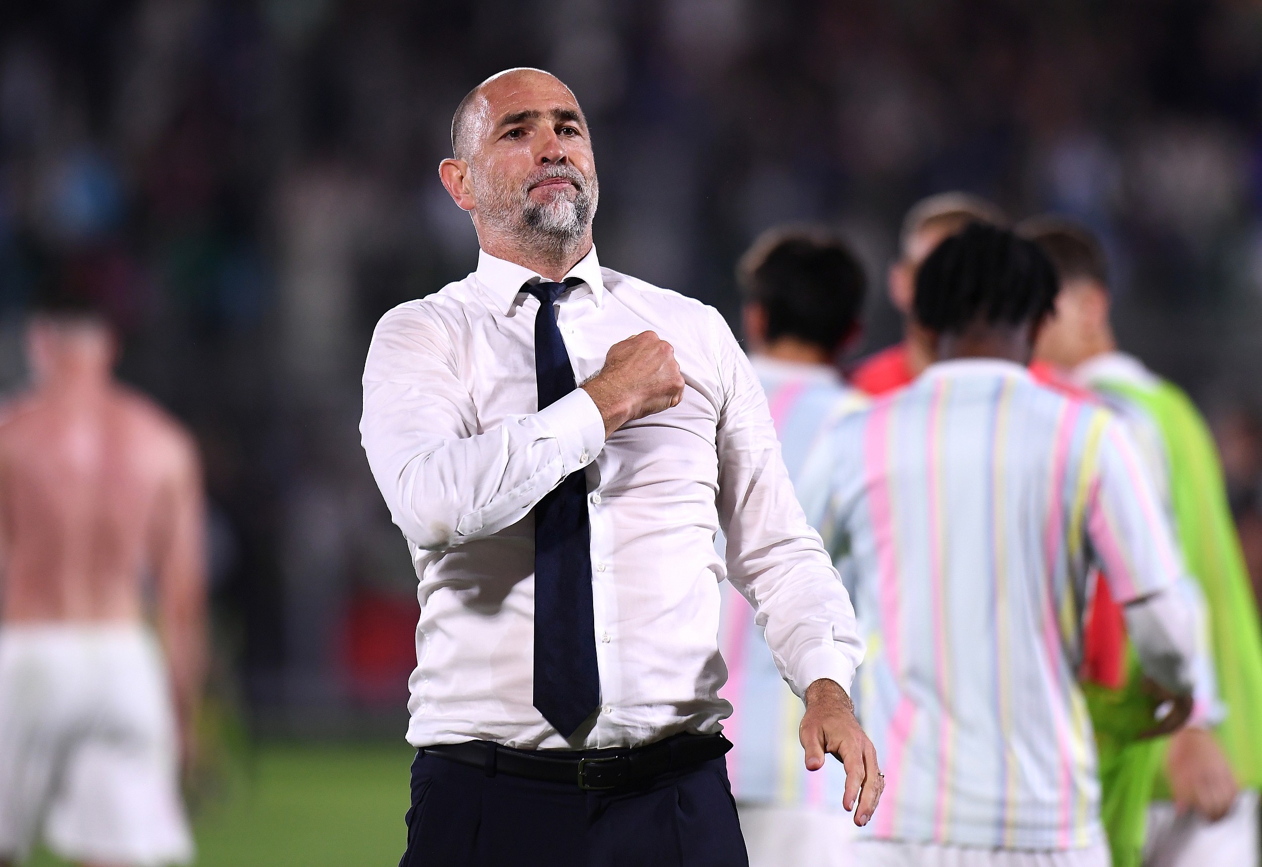 爱游戏官网-包含老妇人的荣耀，尤文图斯获胜晋级的词条