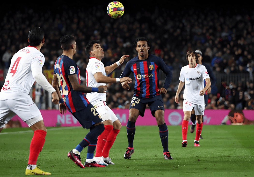 爱游戏大厅-关于皇家马德里大胜对手，西甲领跑位置更加稳固的信息