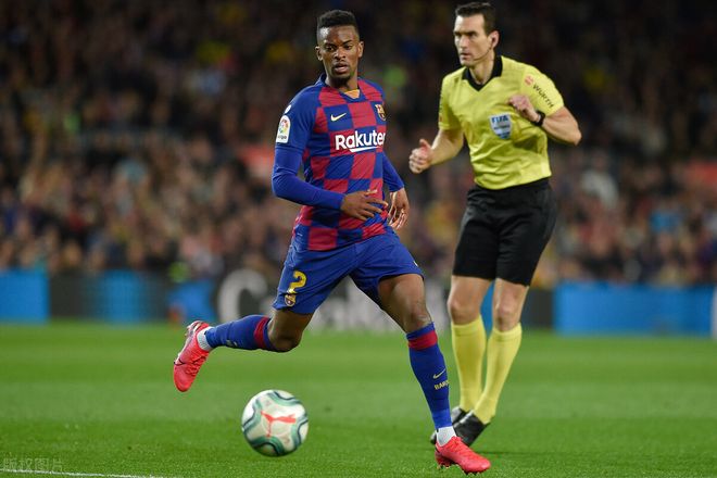 爱游戏官方入口-巴塞罗那后防线再现漏洞，防守难题亟待解决的简单介绍