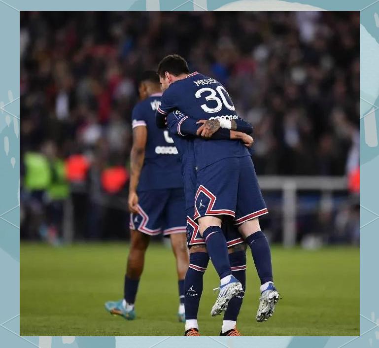 巴黎圣日耳曼客场大胜锁定胜局 巴黎圣日耳曼客场大胜锁定胜局