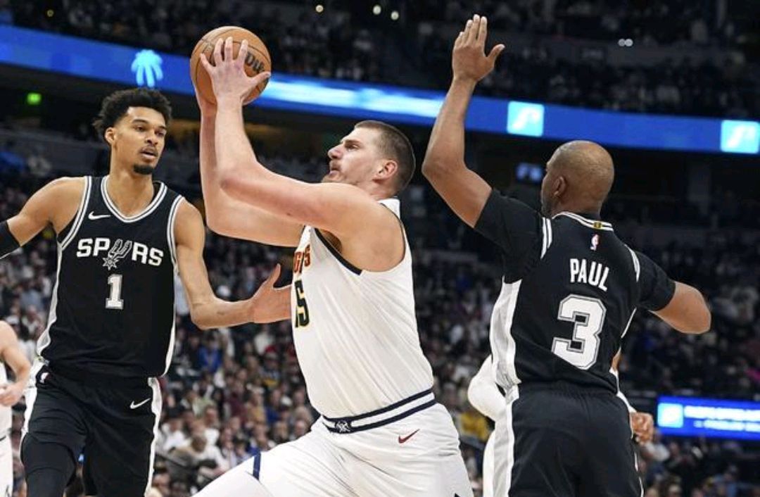 掘金客场力克马刺,约基奇数据全面 掘金客场力克马刺,约基奇数据全面