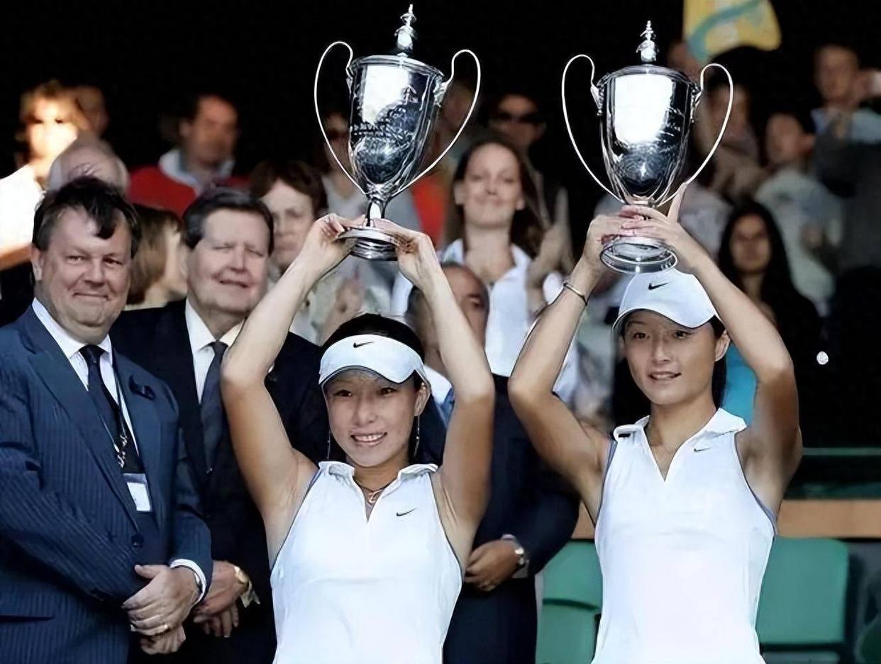 澳大利亚女子曲棍球队携手晋级半决赛 澳大利亚女子曲棍球队携手晋级半决赛