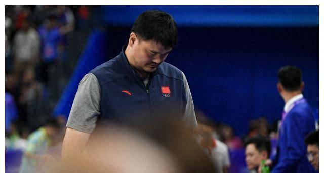 爱游戏官网-宁夏男篮惨败,球员们希望能及时走出阴影