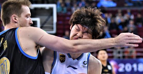 宁夏男篮惨败，球员们希望能及时走出阴影