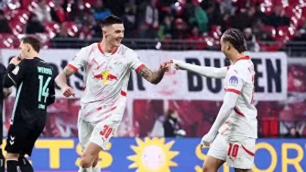 爱游戏官方-阿森纳不敌对手,遗憾错失三分的简单介绍