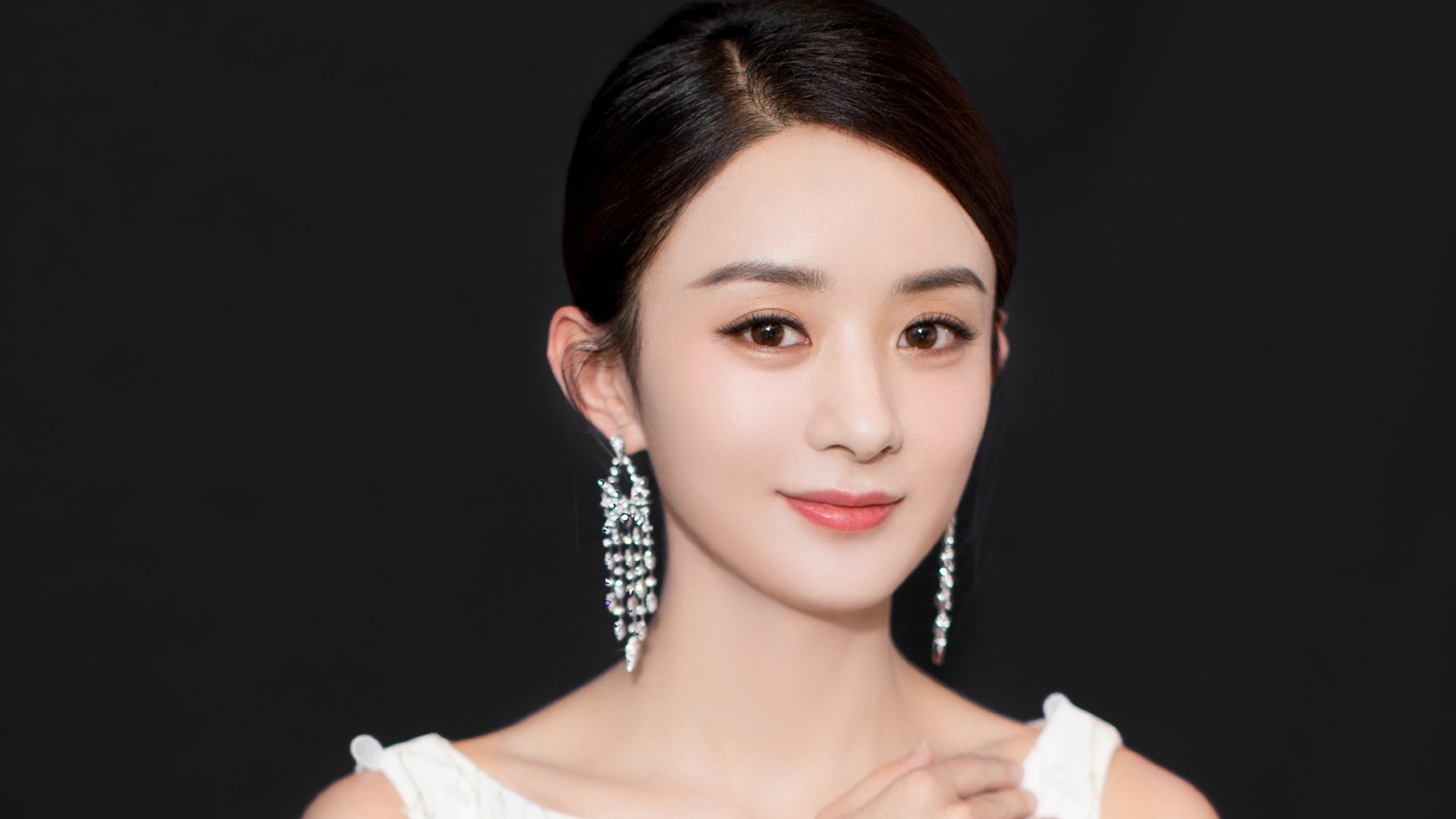 布克统治攻防两端,掘金力克猛龙获关键胜利